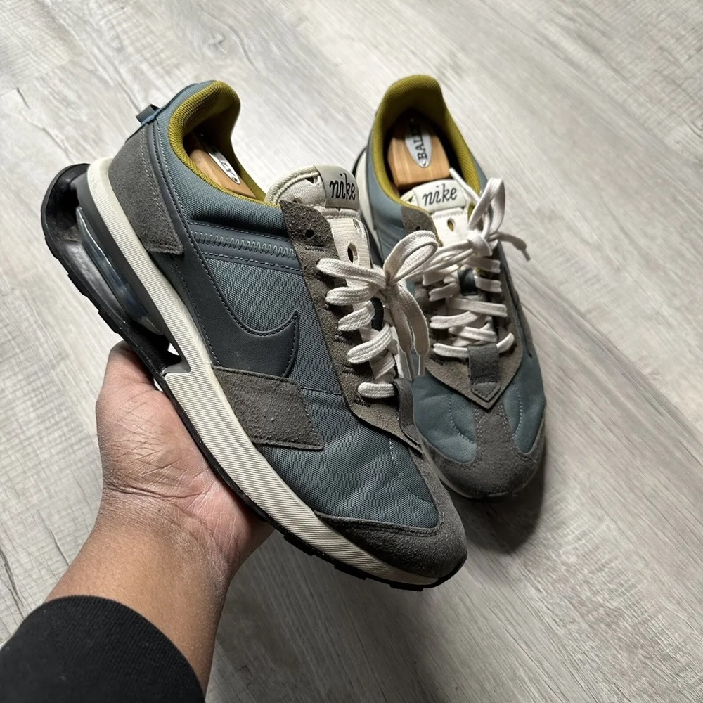 Air max pre day Hasta/Anthracite/Iron size 10.5